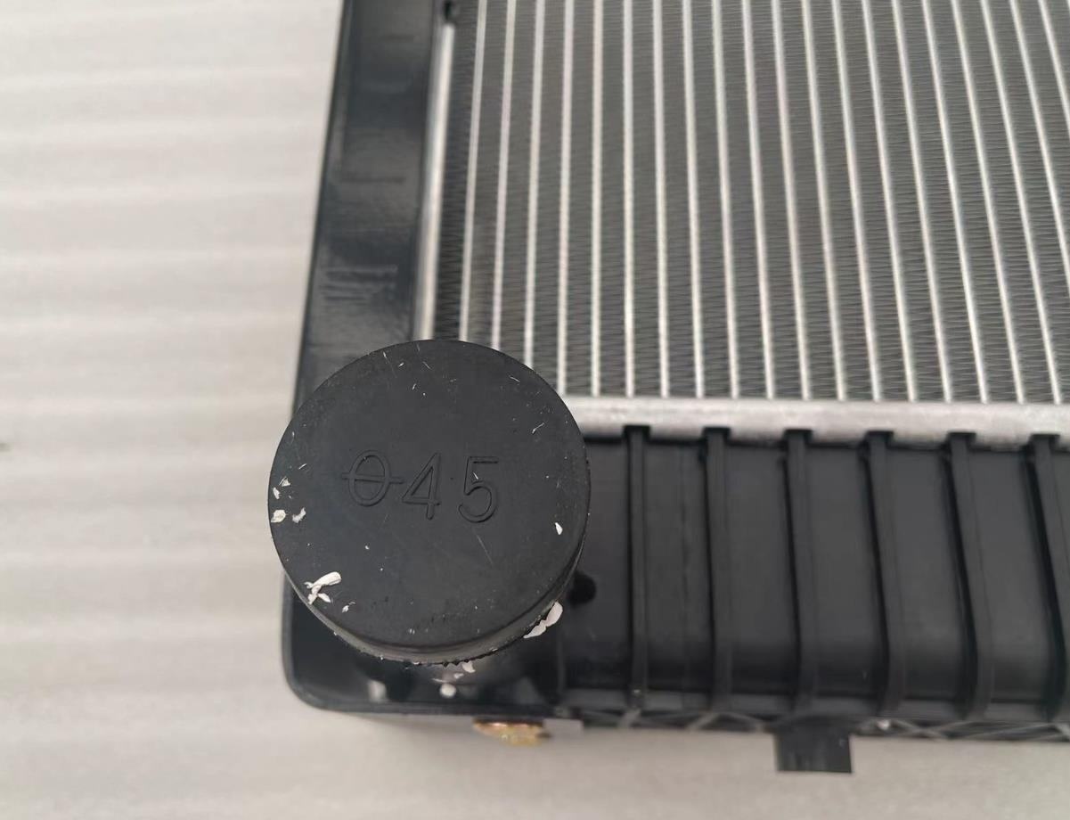 Shacman Delong F3000 Aolong Aluminium Radiator los ua ke DZ9112532888 B