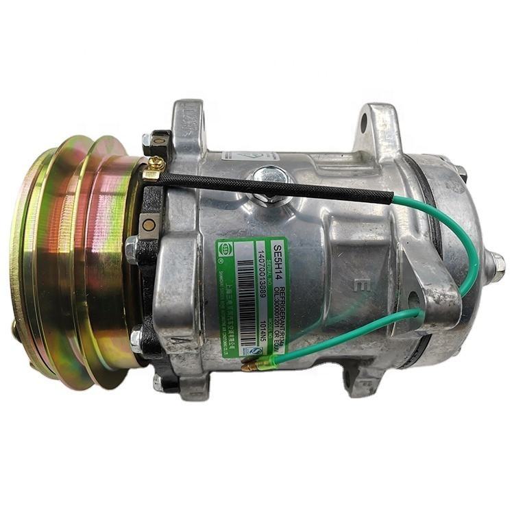 Shacman Truck 24V A / C Compressor DZ13241824110